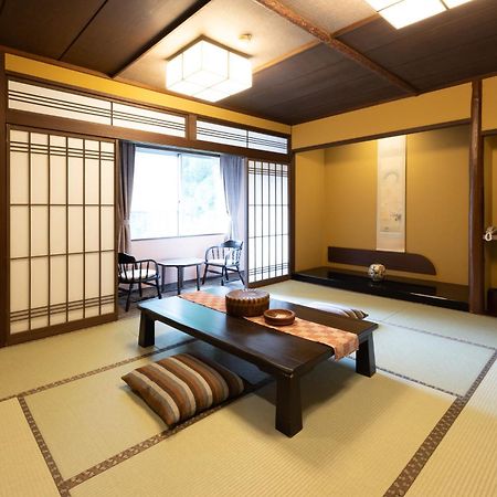 Ichirino Kogen Hotel Roan Hakusan Exteriör bild