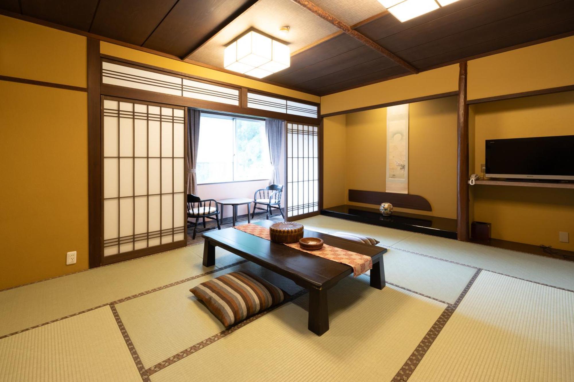 Ichirino Kogen Hotel Roan Hakusan Exteriör bild